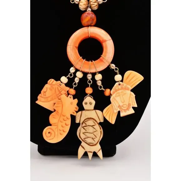 Vintage Carved Laminated Wood Statement Necklace Whimsical Made in India Bin3A